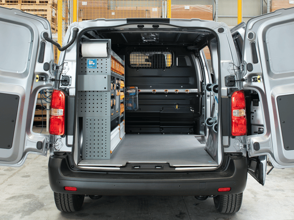 La flessibilità degli allestimenti per furgoni Store van