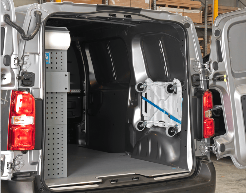 Tecnologie applicate agli allestimenti per furgoni Store Van